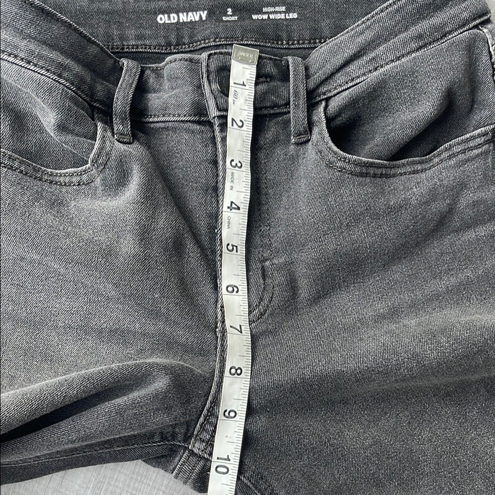 Black Relaxed Fit Jeans, size 2 short. - Picture 4 of 10